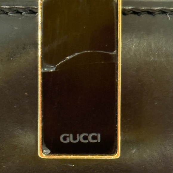 Gucci Magnetic Closure Wallet - Picture 2 of 9